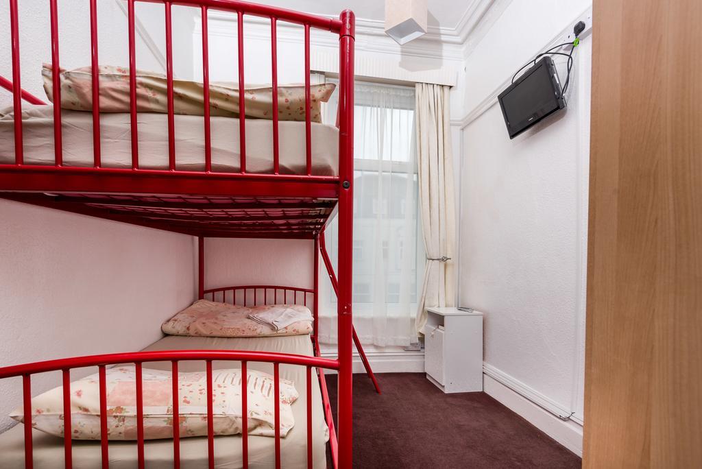 Hotel Uk Travel & Hospitality Ltd Ta Canberra 3*