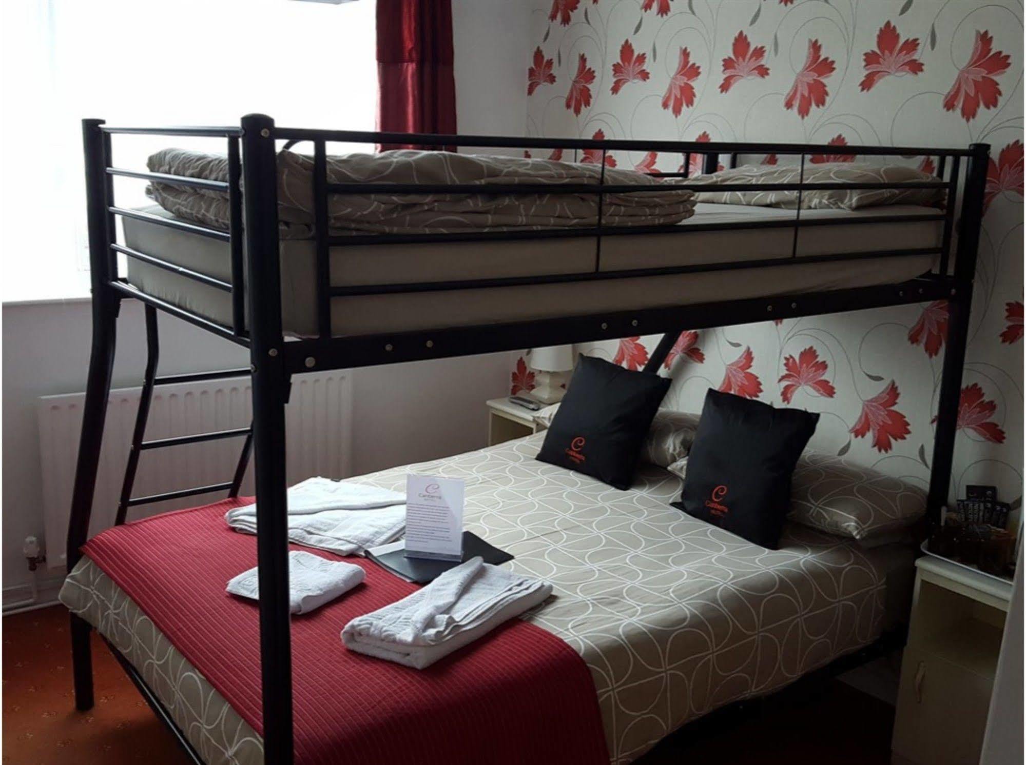 Uk Travel & Hospitality Ltd Ta Canberra 3*